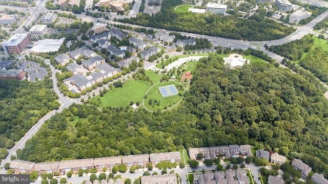 811 OAK KNOLL TER, Rockville, MD 20850