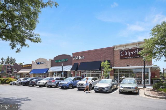 811 OAK KNOLL TER, Rockville, MD 20850