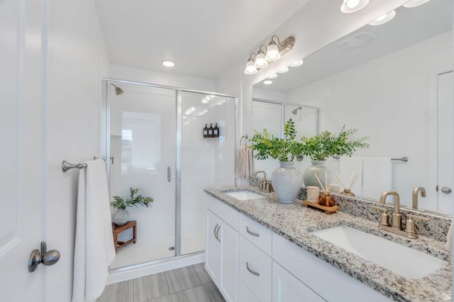 6811 W SKIP ROCK RD, South Jordan, UT 84009