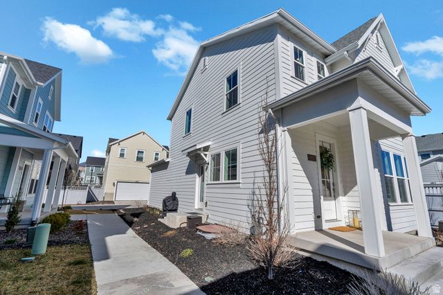 6811 W SKIP ROCK RD, South Jordan, UT 84009