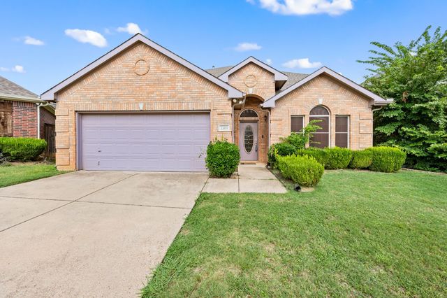 3309 Landhope Circle, Arlington, TX 76016
