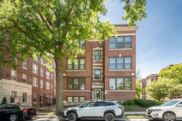 609 Clara Avenue 2A, St Louis, MO 63112