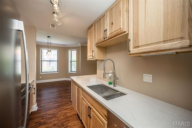 609 Clara Avenue 2A, St Louis, MO 63112