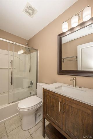 609 Clara Avenue 2A, St Louis, MO 63112