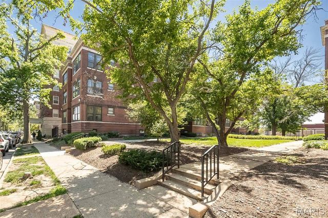 609 Clara Avenue 2A, St Louis, MO 63112