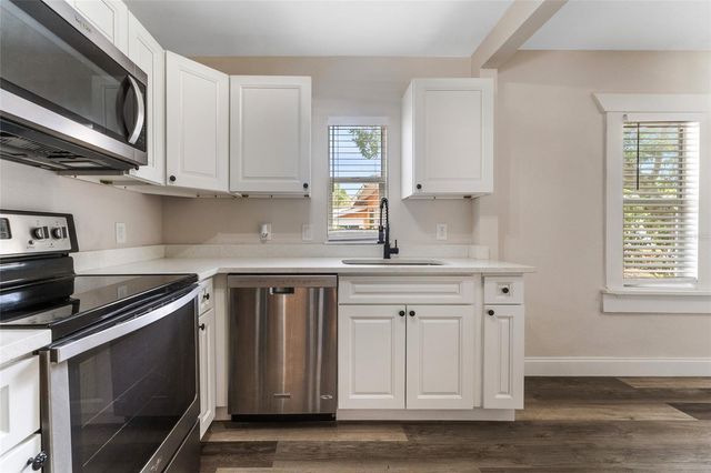 1922 23RD STREET S, St Petersburg, FL 33712
