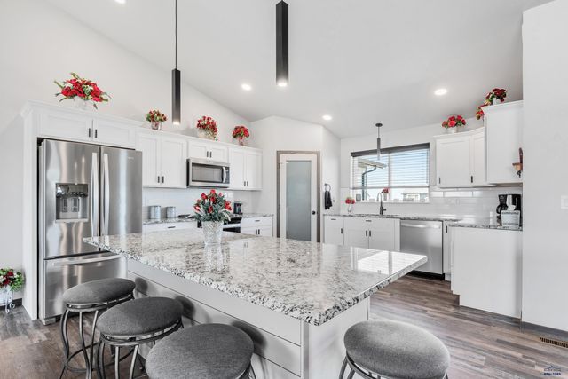 14113 TREASURE COACH RD, Piedmont, SD 57769