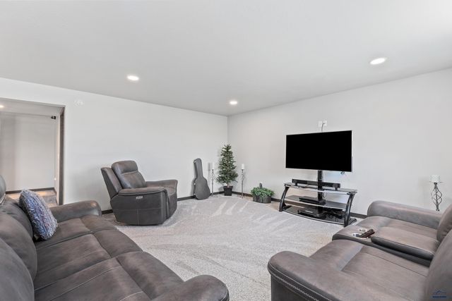 14113 TREASURE COACH RD, Piedmont, SD 57769