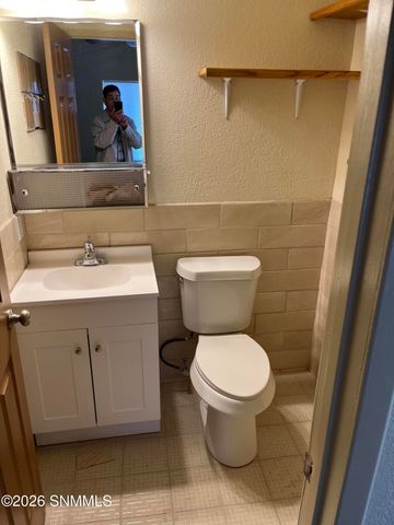 635 Hoagland, Las Cruces, NM 88005