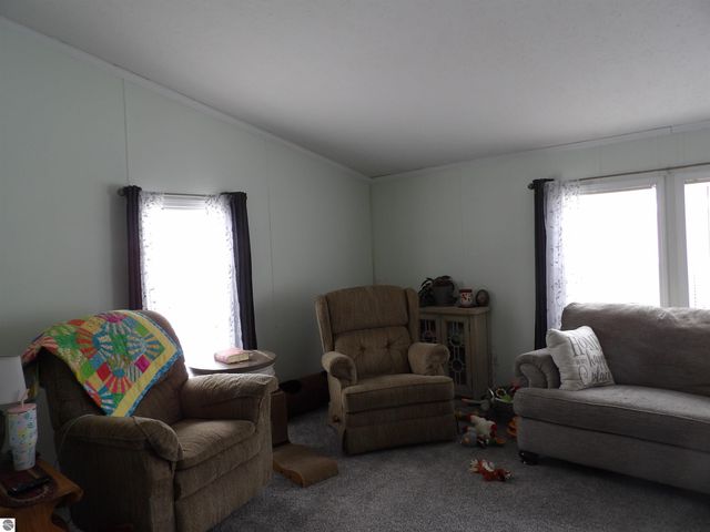 378 Thistlewood Drive, Cadillac, MI 49601