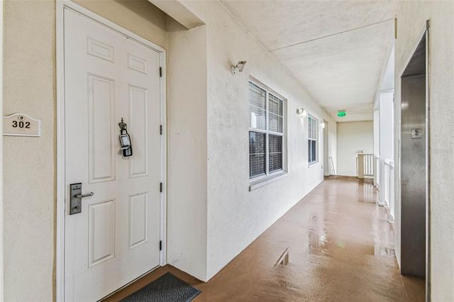 1501 NORTHERN HARRIER WAY 302, Reunion, FL 34747