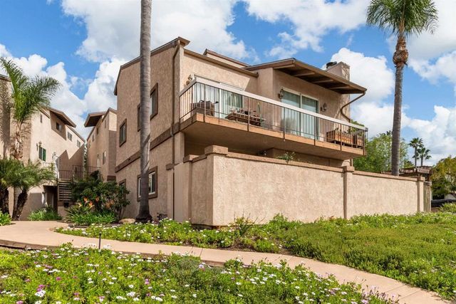 3004 La Costa Avenue B, Carlsbad, CA 92009