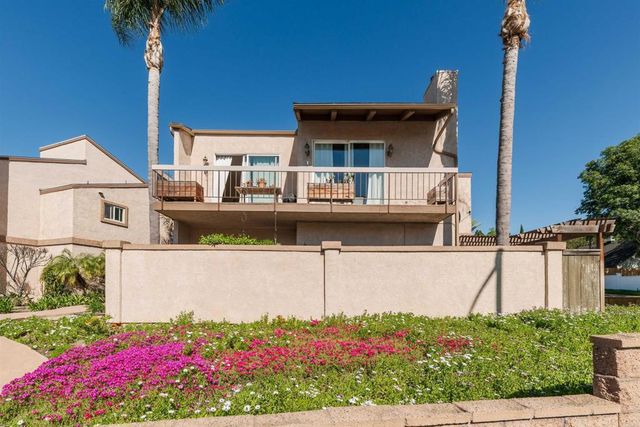 3004 La Costa Avenue B, Carlsbad, CA 92009