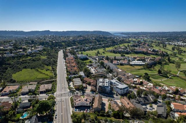 3004 La Costa Avenue B, Carlsbad, CA 92009