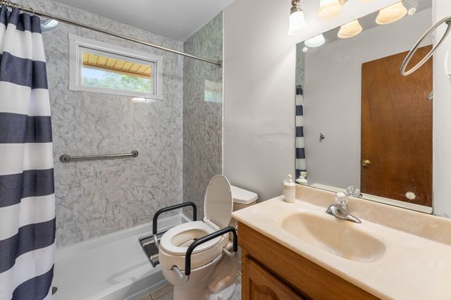 102 Robinhood Cir, Hendersonville, TN 37075