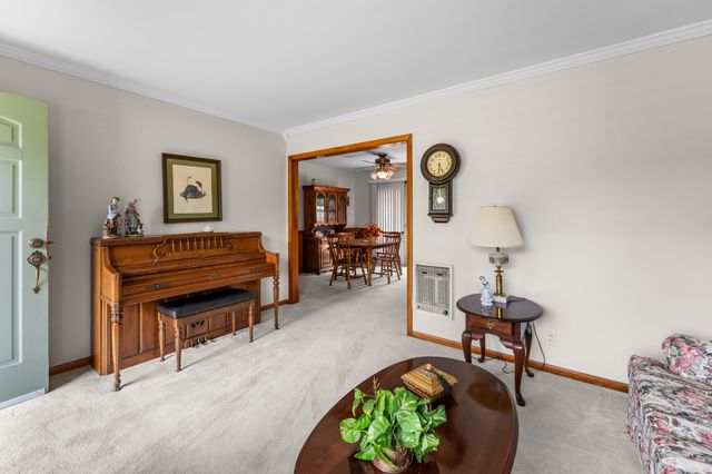 102 Robinhood Cir, Hendersonville, TN 37075