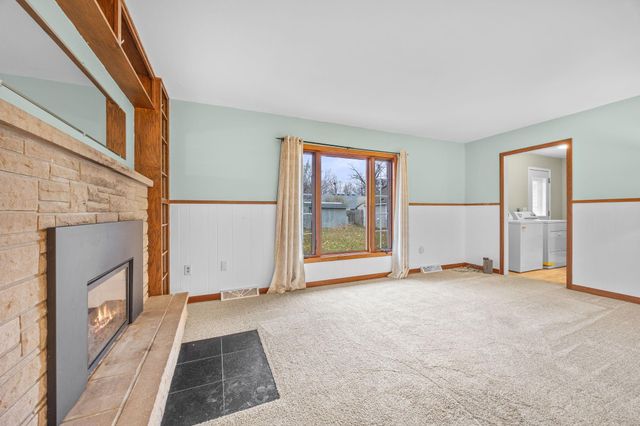 571 Juul Road SW, Hutchinson, MN 55350