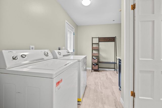 571 Juul Road SW, Hutchinson, MN 55350