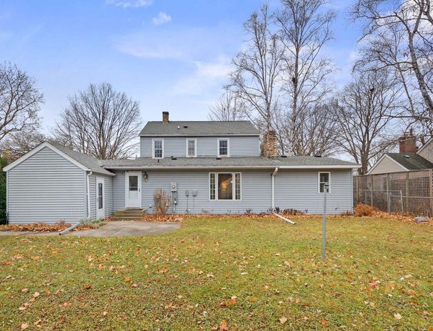 571 Juul Road SW, Hutchinson, MN 55350