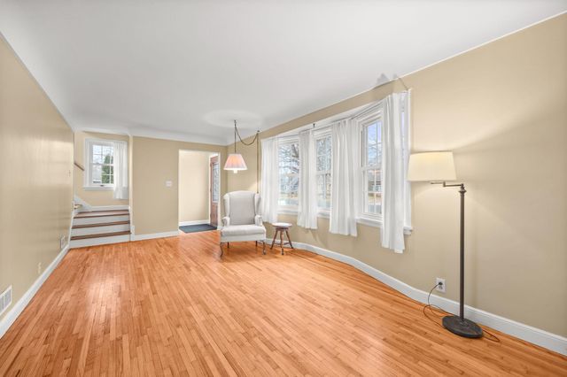 571 Juul Road SW, Hutchinson, MN 55350