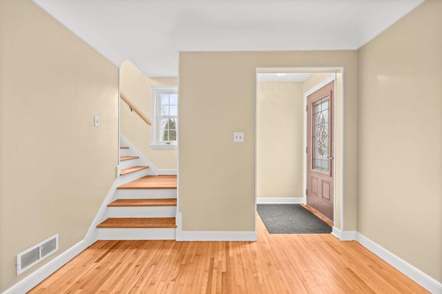 571 Juul Road SW, Hutchinson, MN 55350