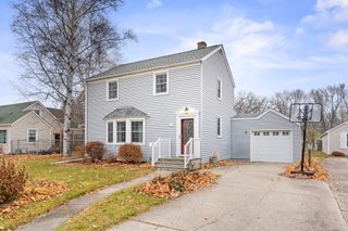 571 Juul Road SW, Hutchinson, MN 55350