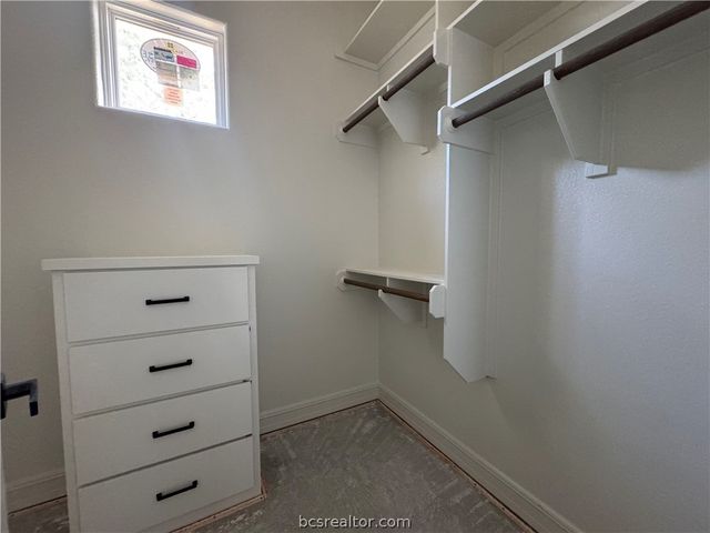 4641 River Valley Drive, Bryan, TX 77808