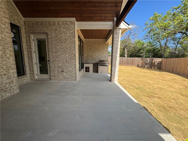 4641 River Valley Drive, Bryan, TX 77808