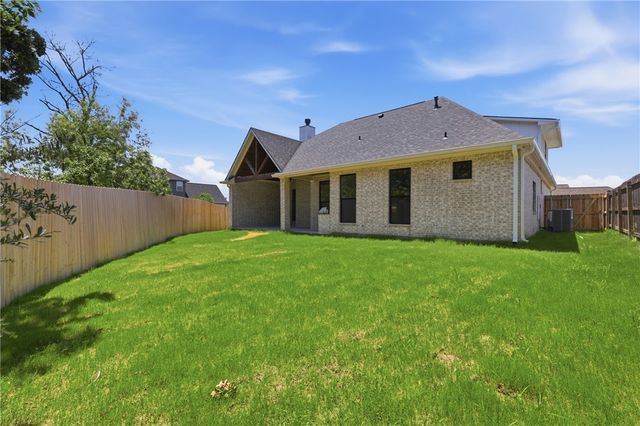 4641 River Valley Drive, Bryan, TX 77808