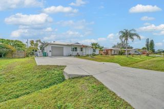 520 NW Azalea Avenue, Port St. Lucie, Port St Lucie, FL 34983