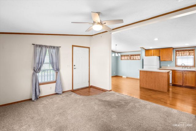 463 Meadowlark Circle B, Sandwich, IL 60548