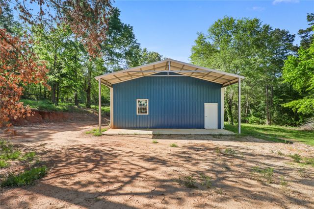 351 Private Road 6294, Palestine, TX 75801