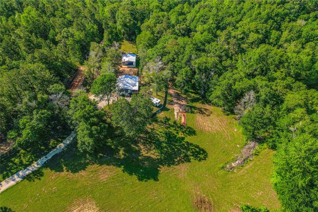 351 Private Road 6294, Palestine, TX 75801