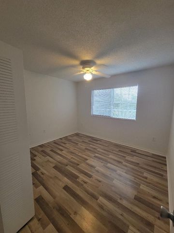 8955 Okeechobee Boulevard 206, West Palm Beach, FL 33411