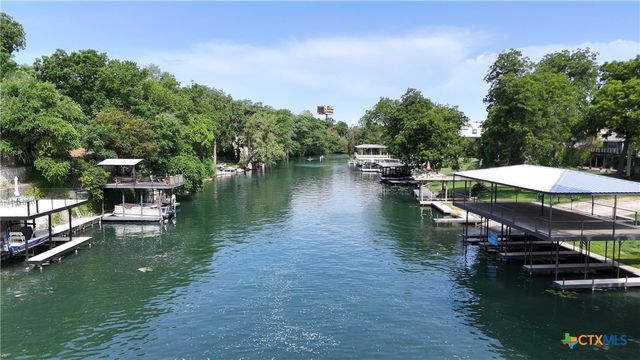 1817 Kuehler Avenue, New Braunfels, TX 78130