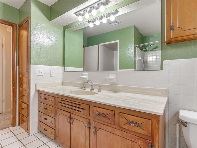 2613 N Vermont Avenue, Oklahoma City, OK 73107