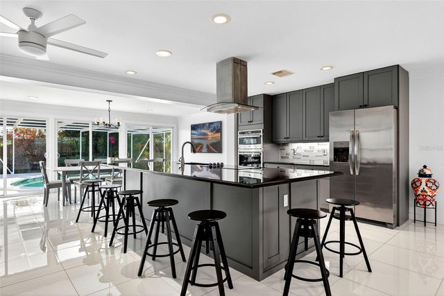 5641 ANTIETAM DRIVE, Sarasota, FL 34231