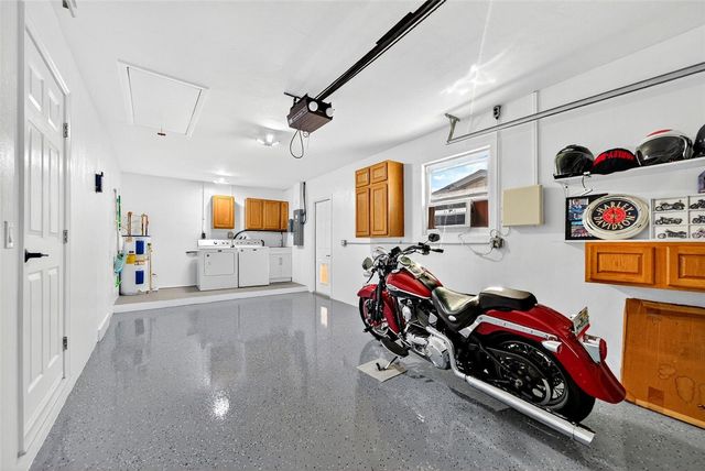 5641 ANTIETAM DRIVE, Sarasota, FL 34231