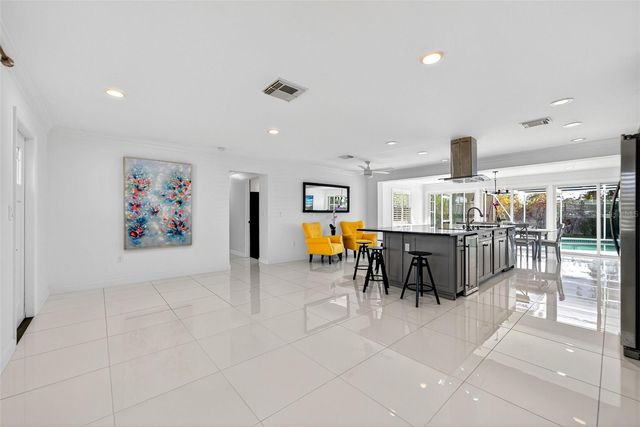 5641 ANTIETAM DRIVE, Sarasota, FL 34231