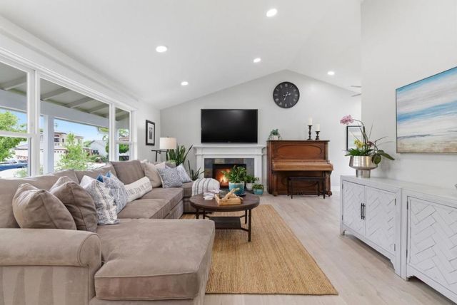 608 Curie Drive, San Jose, CA 95123