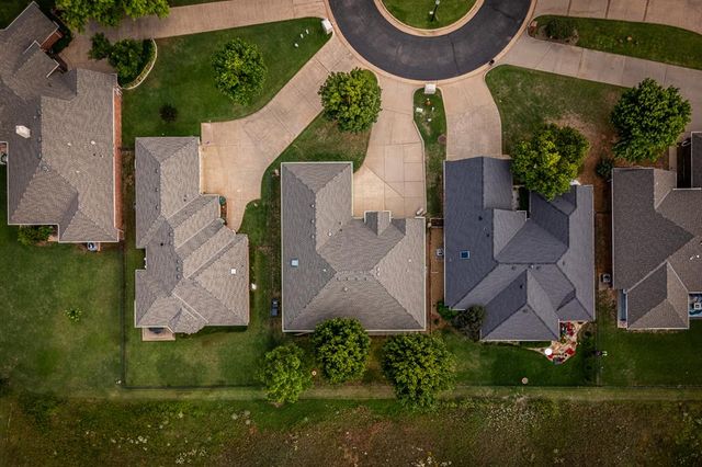 16024 Traditions Boulevard, Edmond, OK 73013
