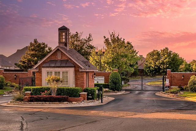 16024 Traditions Boulevard, Edmond, OK 73013