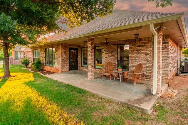 16024 Traditions Boulevard, Edmond, OK 73013