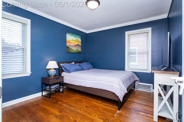 15289 Cleveland Avenue, Allen Park, MI 48101