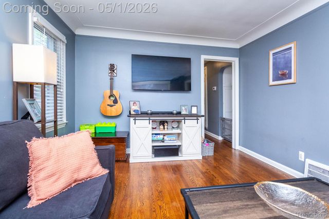 15289 Cleveland Avenue, Allen Park, MI 48101