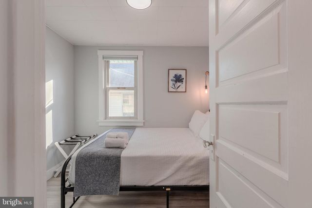 240 W PACIFIC AVE, Villas, NJ 08251