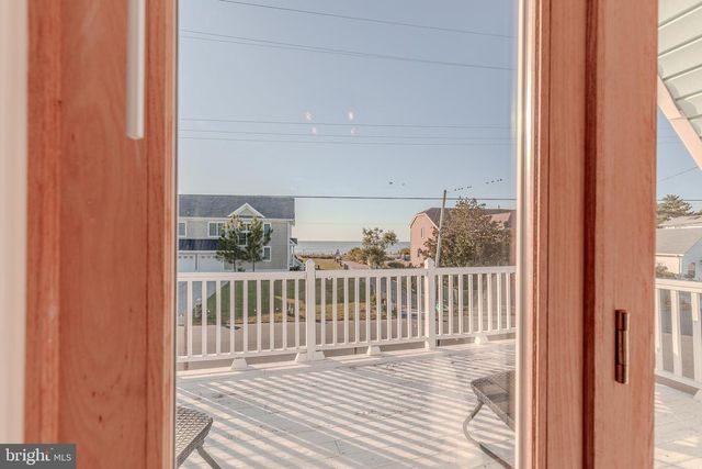 240 W PACIFIC AVE, Villas, NJ 08251