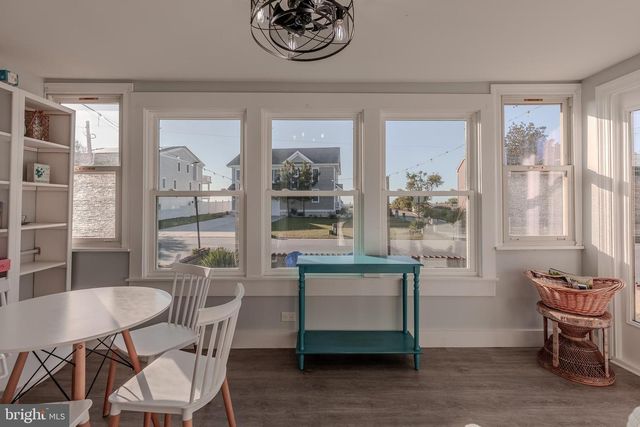 240 W PACIFIC AVE, Villas, NJ 08251