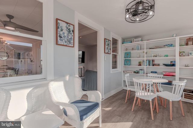 240 W PACIFIC AVE, Villas, NJ 08251