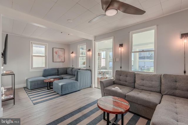 240 W PACIFIC AVE, Villas, NJ 08251